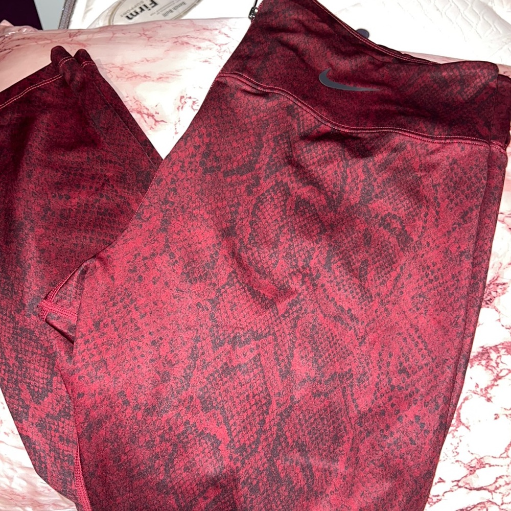 Nike leggings plus